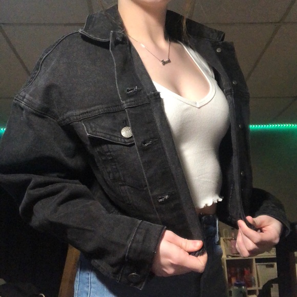GARAGE • Black Cropped Jacket - Picture 2 of 4
